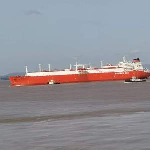 公翁⋯好舒服⋯好紧漫画
